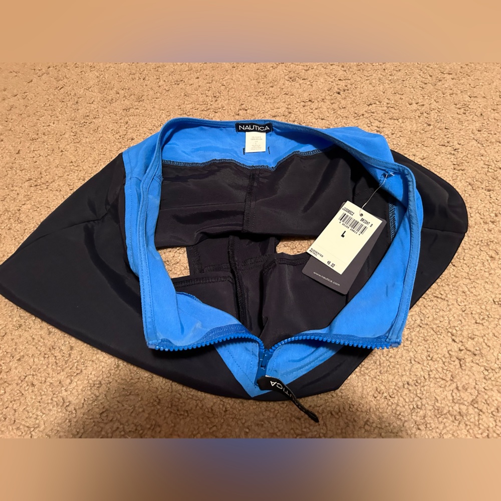 Nautica New Women’s Pull-On Shorts Size L Blue Front Zipper - Picture 9 of 9